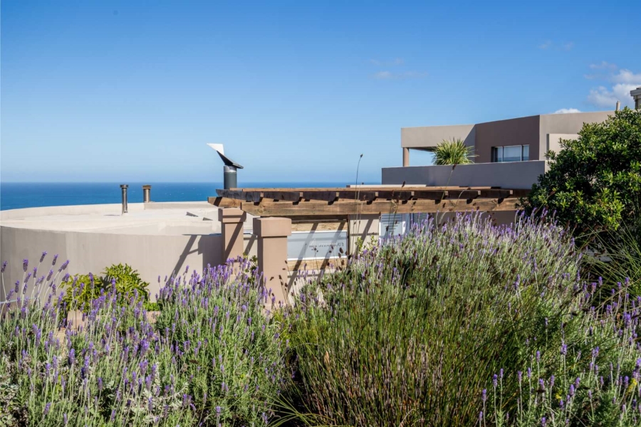 6 Bedroom Property for Sale in Brenton On Sea Western Cape